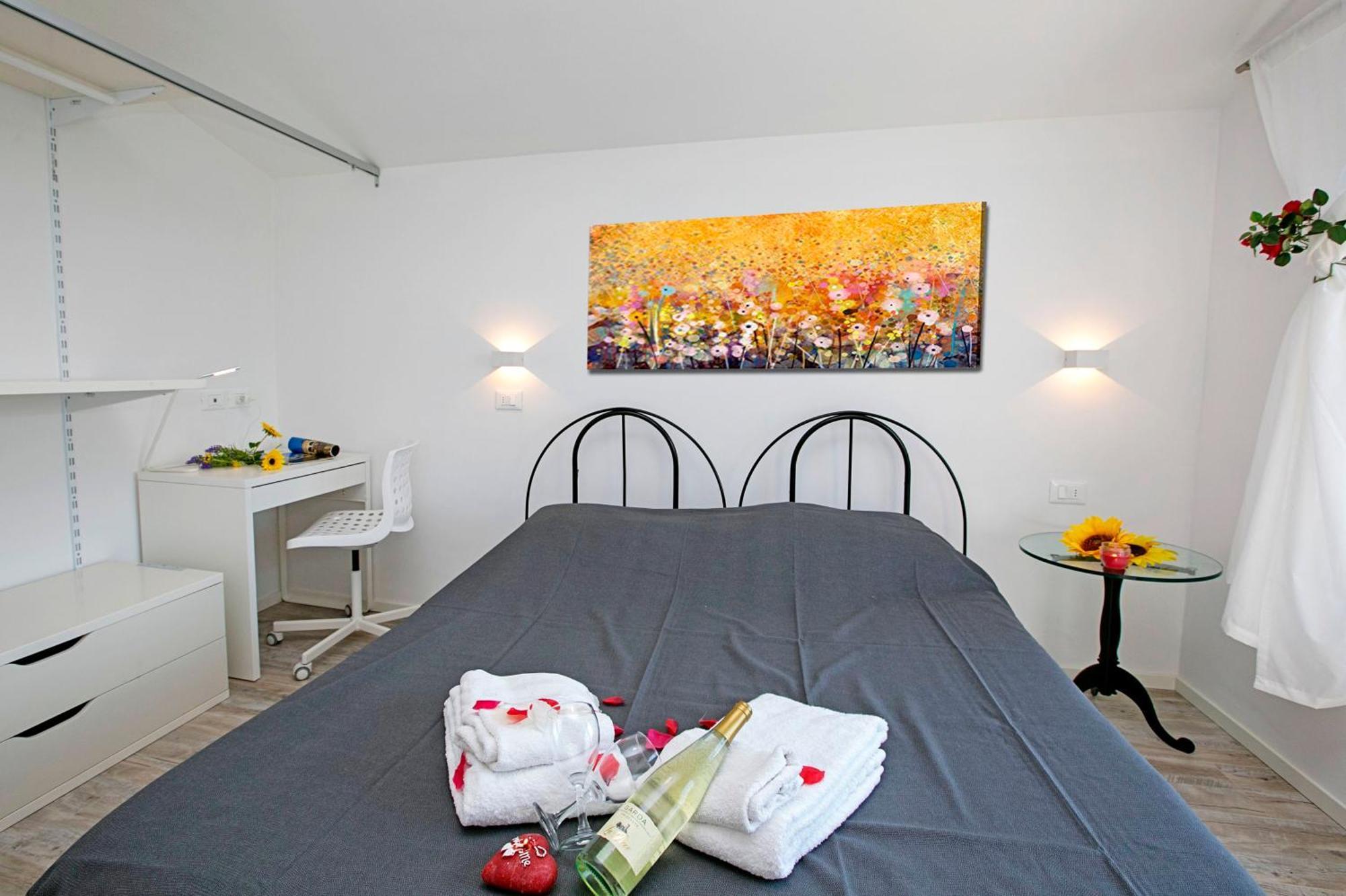 Casa Rene - Happy Rentals Tenno Exterior photo